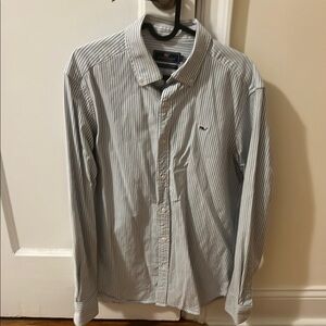 Vineyard Vines White and Blue Casual Button Down Shirt